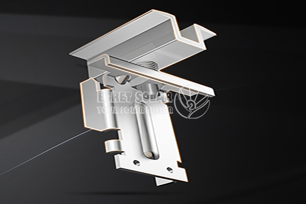 Egret Surya mbukak sistem pemasangan anyar kanthi desain clamp