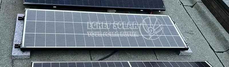 Black Solar U Rail Mounting Kit